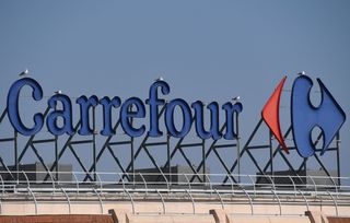 Carrefour chappe une amende de 18 millions d euros en faveur de