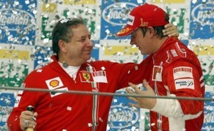 Le Finlandais Kimi Räikkönen (Ferrari) a remporté le titre de champion du monde 2007 de Formule 1 dimanche après le Grand Prix du Brésil, 17e et dernière épreuve de la saison, qu'il a gagné sur le circuit d'Interlagos à Sao Paulo