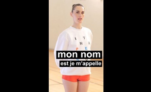Yelle dans le clip de «Interpassion».
