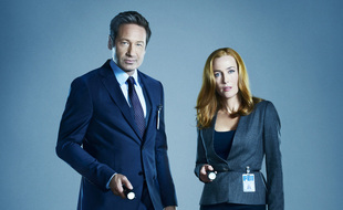 Les acteurs David Duchovny et Gillian Anderson dans leurs rôles des agents Fox Mulder et Dana Scully dans la série «X-Files»