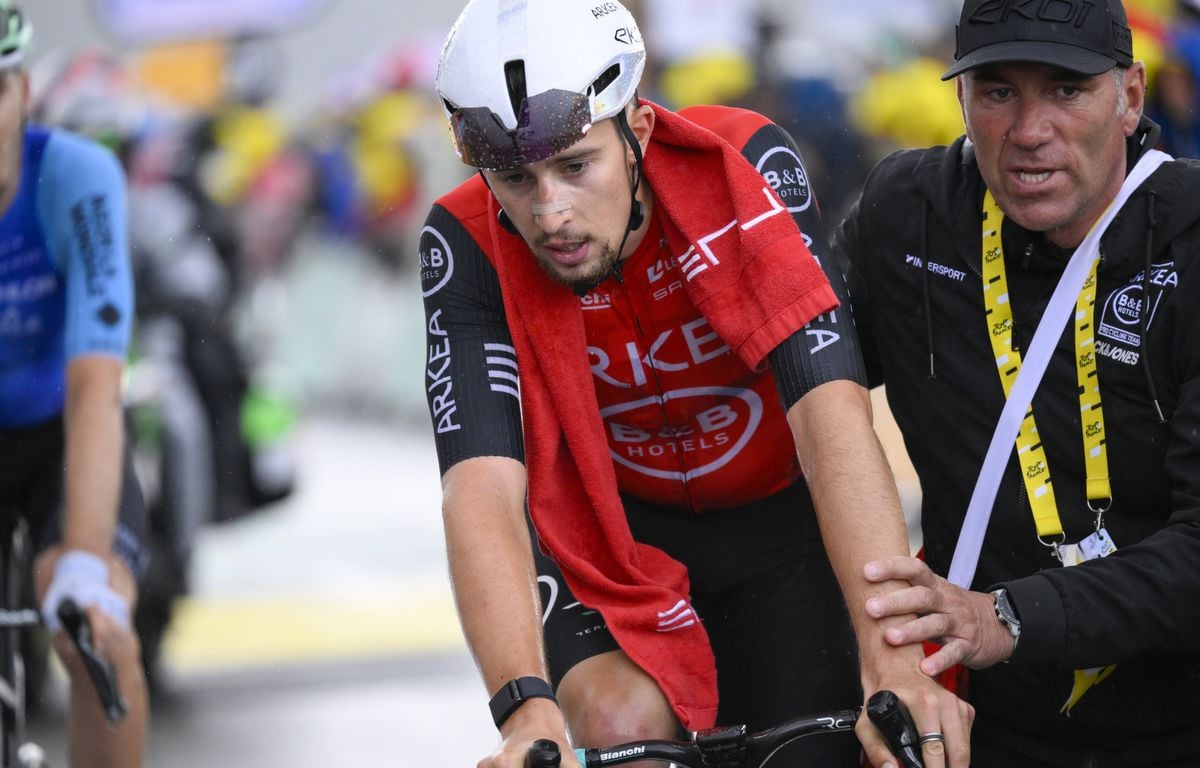 Tour de France 2025 : Kevin Vauquelin victime d'une fracture « en descendant des escaliers »