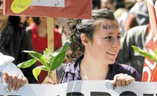 Le défilé a mobilisé dix fois plus de personnes que l'an dernier.