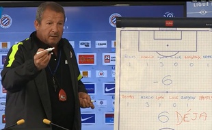 Rolland Courbis, l'entraîneur de Montpellier, lors d'une conférence de presse, le 20 mars 2014.