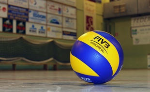 Les migrants transportaient deux ballons de volley mais ça n'a pas suffi (illustration).