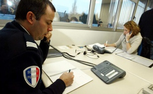 L'homme a passé 38 coups de téléphone à la police en moins de 4 heures.