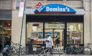Un restaurant Domino's Pizza à New York.