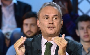 Bruno Roger-Petit sur le plateau de « C Polémique » sur France 5, le 6 novembre 2016.