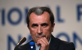 Avec l'économiste Plamen Orecharski, devenu mercredi Premier ministre de Bulgarie après des élections sans clair vainqueur, le Parti socialiste espère avoir trouvé la perle rare pour diriger un gouvernement d'experts capable de lutter contre la pauvreté du pays.