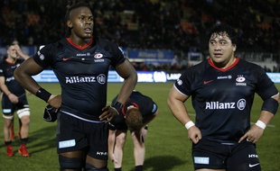 Le joueur des Saracens Titi Lamositele (à droite) était entré en jeu face au Racing en Coupe d'Europe, le 19 janvier 2020, alors qu'il n'était pas qualifié.