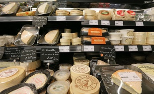 Illustration d'un rayon fromages.