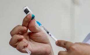 Un vaccin contre la rougeole en Colombie (image d'illustration).