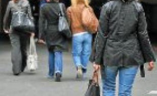 Vingt-sept internats pour un total de 3 000 places devraient être créés.
