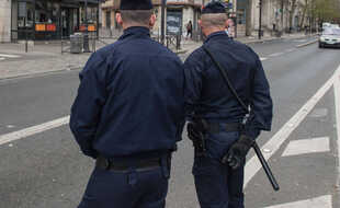 Patrouille de policiers
