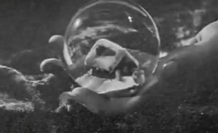 Capture d'écran du film «Citizen Kane» d'Orson Welles, 1940