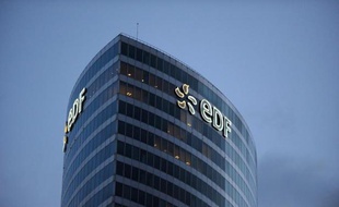 La tour EDF à la Défense le 26 février 2014
