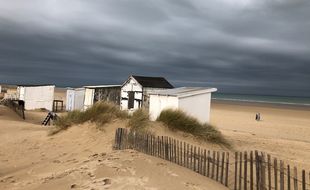 Les chalets de Blériot plage, près de Calais, doivent être détruit par leurs propriétaires d'ici à la fin du mois de février.