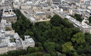 Les Bleus sont attendus au palais de l'Elysée vers 18h30, mais on le sent pas du tout...