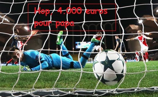 Hugo Lloris se prend un but contre Monaco le 22 novembre 2016.