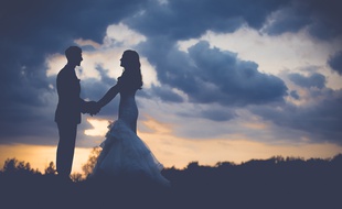 Dans le Grand Est, 74% des couples qui vivent ensemble sont mariés, selon les dernières données de l'Insee.