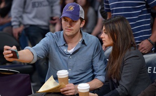 Ashton Kutcher et Mila Kunis le 19 septembre 2013