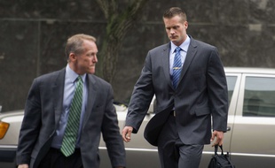 L'ancien garde du corps de Blackwater, Evan Liberty (droite), accusé d'avoir participé à une tuerie dans laquelle 14 civils irakiens étaient morts, en 2007.