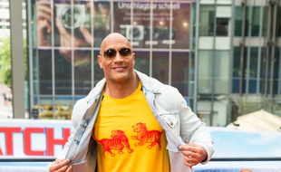 L'acteur Dwayne Johnson à l'avant-première de Baywatch