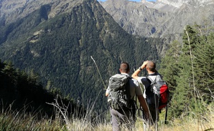 Des randonneurs dans les Pyrénées (illustration).