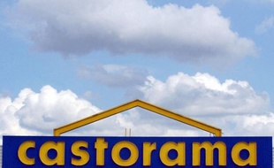 Des salariés de Castorama ont occupé leur magasin à Englos (59) pour réclamer une augmentation de salaire (illustration).