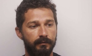 Photo de Shia LaBeouf prise par le bureau du Shérif de Chatham, en Géorgie. L'acteur a été arrêté pour trouble à l'ordre public le 8 juillet 2017.