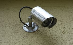 Une petite entreprise parisienne de traduction de neuf salariés a été condamnée par la Cnil pour avoir notamment maintenu un système de vidéosurveillance trop intrusif.