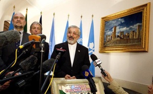 L'Iran a minimisé samedi la découverte par l'Agence internationale de l'énergie (AIEA) de traces d'uranium plus enrichi que prévu, accusant les médias occidentaux d'avoir monté cette affaire en épingle pour faire dérailler les discussions autour du programme nucléaire.