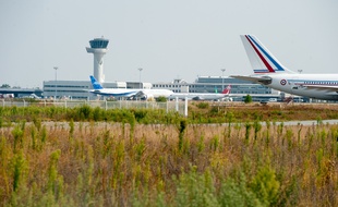 Merignac, 10 septembre 2012. - L'aeroport de Bordeaux Merignac. - Photo : Sebastien Ortola