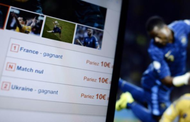 Paris sportifs: A 13 ans, un Anglais mise 90.000 euros avec la carte bancaire de son père