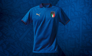 Le maillot domicile de l'Italie.