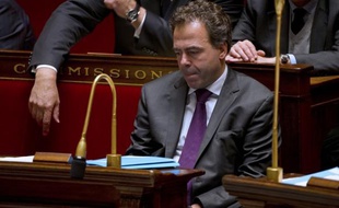 Le ministère de l'Education nationale veut réformer profondément l'évaluation et l'avancement des enseignants pour la rentrée 2012, des projets aux allures de chiffons rouges pour les syndicats qui les jugent impraticables et à nouveau conçus pour faire des économies