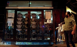 Un bar fermé (illustration)