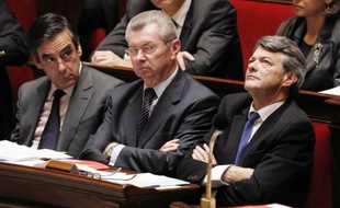 Campagne active des intéressés, commentaires acerbes et haussements de ton parmi leurs soutiens: la course pour Matignon entre François Fillon et Jean-Louis Borloo a tourné à l'aigre cette semaine et beaucoup dans la majorité trouvent que le feuilleton a assez duré.