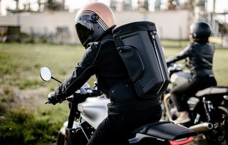 Sac a outlet dos dorsale moto