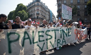 Des manifestants pro-palestiniens à Paris le 19 juillet 2014