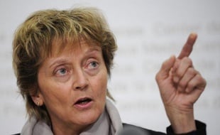 La ministre suisse des Finances Eveline Widmer-Schlumpf a affirmé dans un entretien publié vendredi en Allemagne sa volonté de "mettre fin" à l'accueil par les banques de son pays de fonds non déclarés.