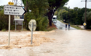 Au moins onze personnes ont été tuées dans la nuit de dimanche 14 à lundi 15 octobre 2018 après de violents orages et de graves inondations dans l'Aude.