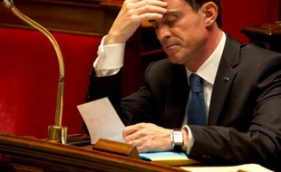 Le Premier ministre Manuel Valls à l'Assemblée Nationale, le 1er décembre 2015
