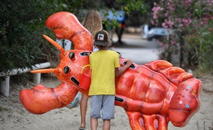 En vacances, la bouée homard peut aussi provoquer des angoisses, mais ce n'est pas le sujet de cet article.