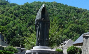 Le monument aux morts de Campan, dans les Hautes-Pyrénées.