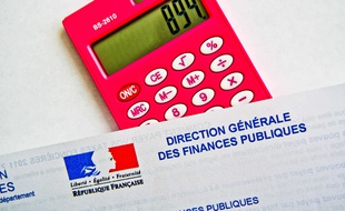 Une feuille d'impôts. Illustration.