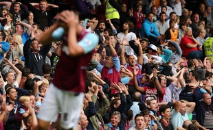 Les supporters de West Ham lors d'un match de Premier League contre Fulham, le 1er septembre 2012.