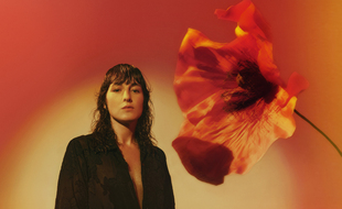 Juliette Armanet revient avec « Le Dernier Jour du Disco ».
