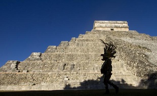 La pyramide de la cité maya Chichen Itza, dans l'Etat du Yucatan, au Mexique, le 20 décembre 2012.