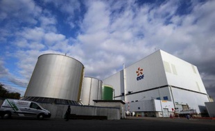 Image d'archive du site nucléaire de Fessenheim dans le Haut-Rhin, où plusieurs dizaines de militants de Greenpeace sont entrés mardi matin. Photo prise le 14 novembre 2013