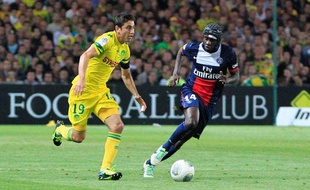 Le Nantais Alejandro Bedoya face à Blaise Matuidi lors du match contre le PSG le 25 août 2013.